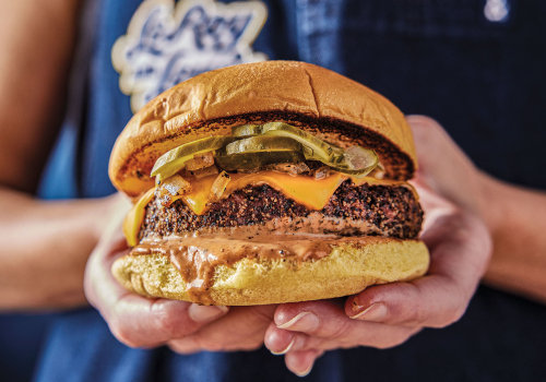 How Central Texas Burger Culture Helps New Residents Feel Connected Faster